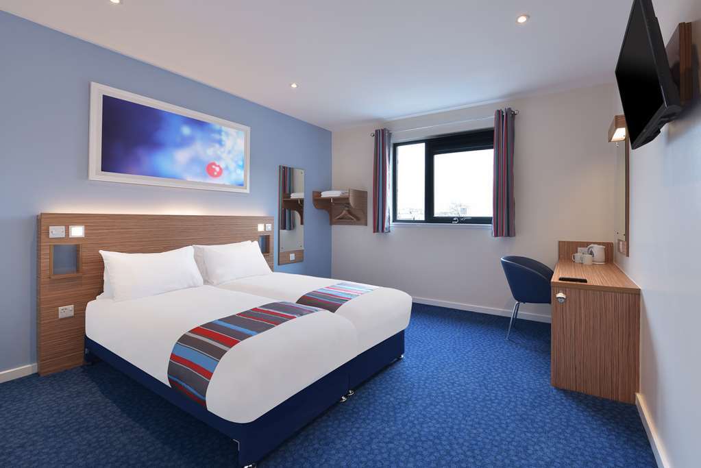 Travelodge Leatherhead Room photo